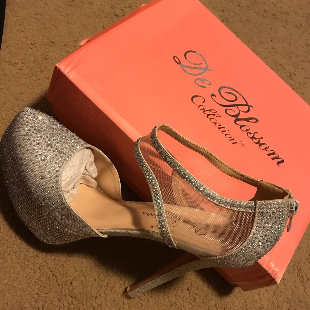 Shiny Jeweled Silver HighHeels
